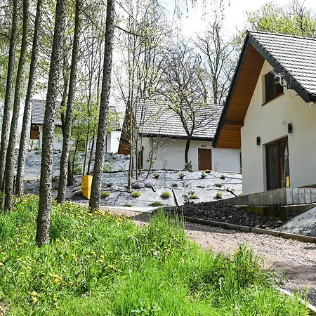 Lowisko Wieniec Village de vacances *